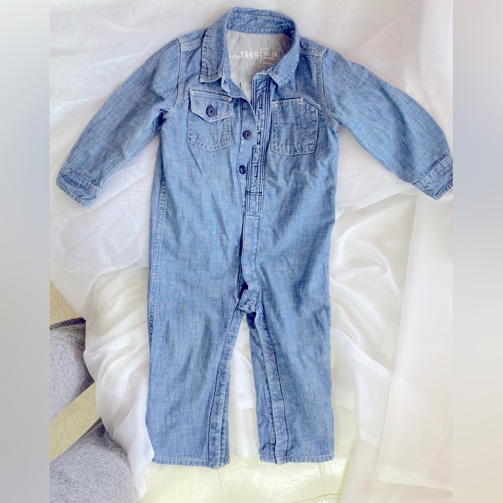 BABY GAP Full Jean Outfit Size 18-24